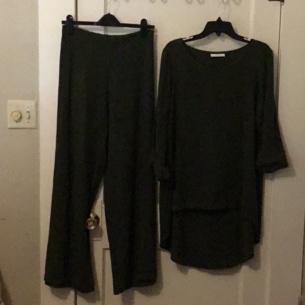bryn Walker New Linen Top and Pant